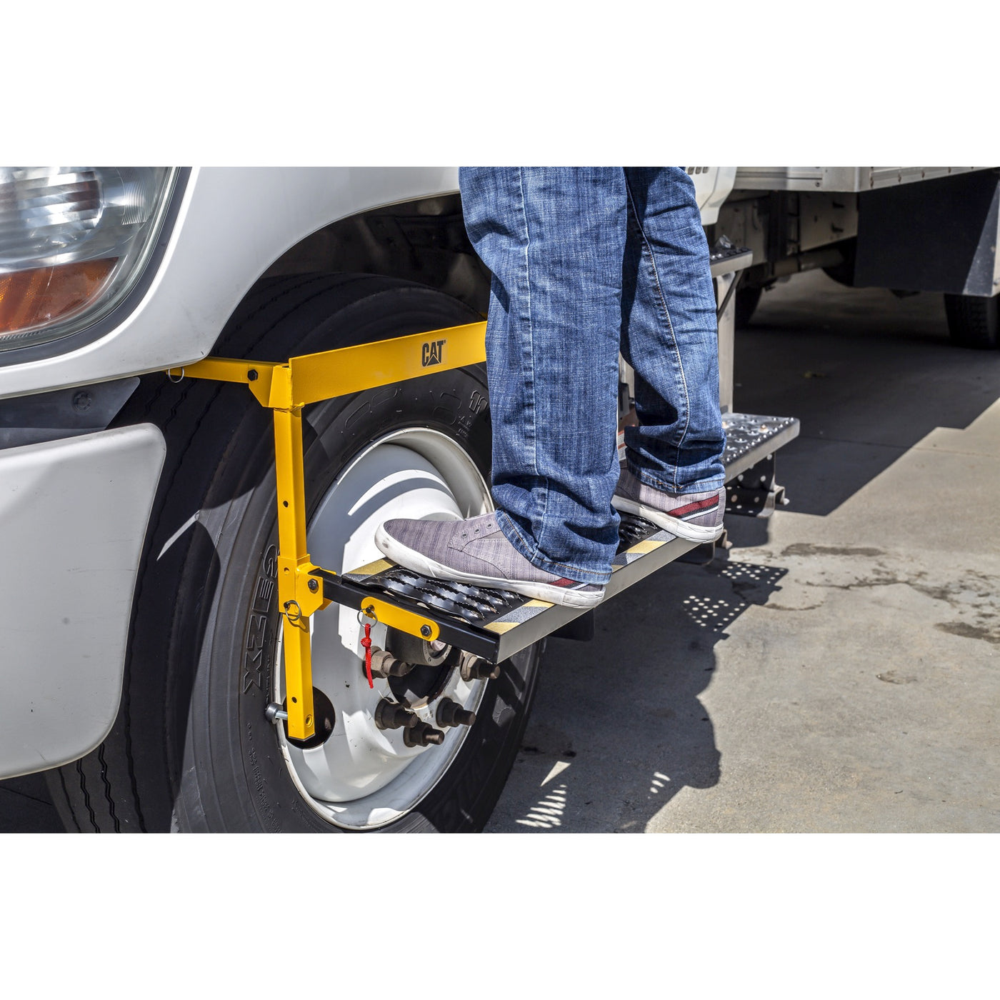 350 Pound Deluxe Truck/SUV Tire service Step